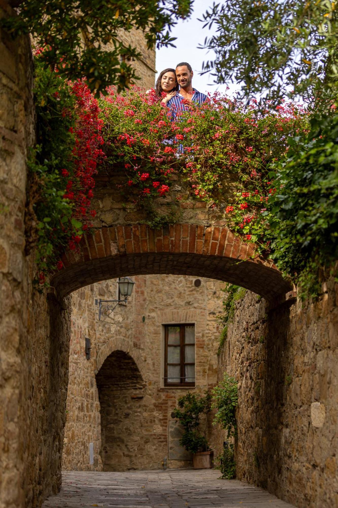 Borgo Medievale San Quirico D'Orcia B&B - Capitano Collection - Albergo Diffuso Exterior foto